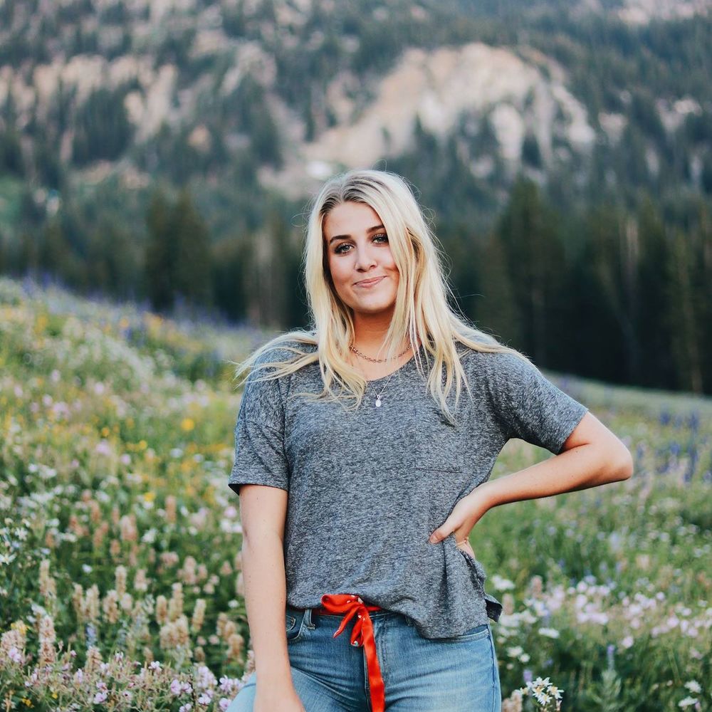 Meet your Posher, Avery